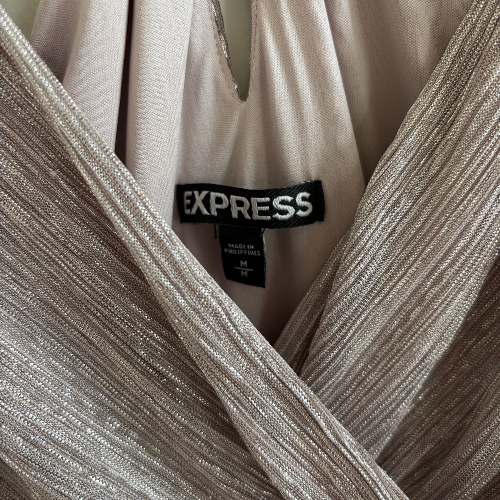 Express Metallic Blush Pink Pleated Mini Dress Spring Wedding Guest - Picture 3 of 5